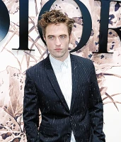 Imagem recente de robert_pattinson