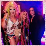 Imagem recente de sabcarpenter