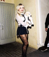 Imagem recente de sabrina