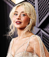 Imagem recente de sabrina