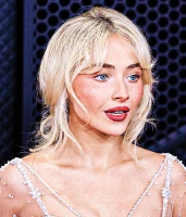 Imagem recente de sabrina