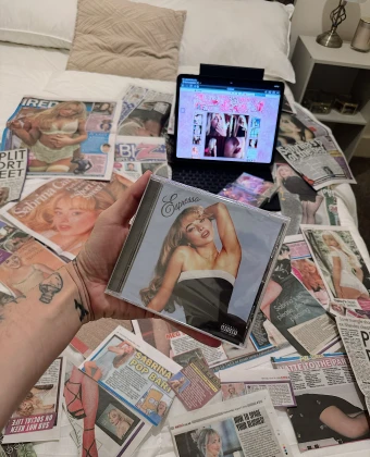 Imagem recente de sabrina