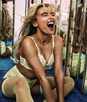 Imagem recente de sabrina