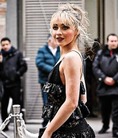 Imagem recente de sabrina