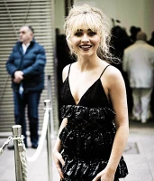 Imagem recente de sabrina