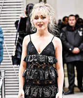 Imagem recente de sabrina