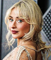 Imagem recente de sabrina