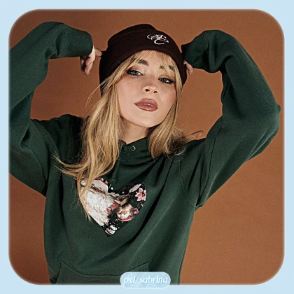 Imagem recente de sabrina