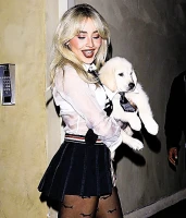 Imagem recente de sabrina