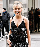 Imagem recente de sabrina