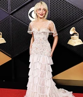 Imagem recente de sabrina