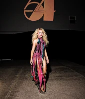 Imagem recente de sabrina