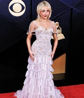 Imagem recente de sabrina