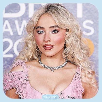 Imagem recente de sabrina