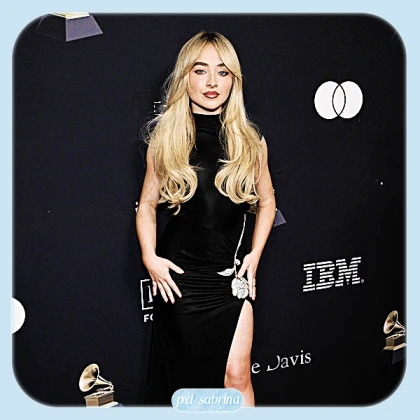 Imagem recente de sabrina