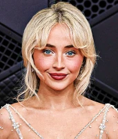 Imagem recente de sabrina