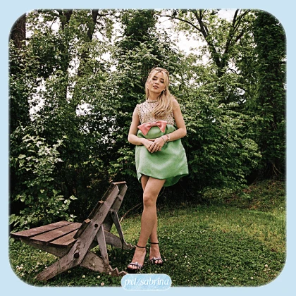 Imagem recente de sabrina