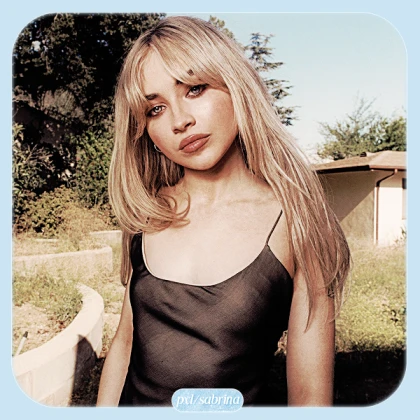 Imagem recente de sabrina