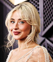 Imagem recente de sabrina