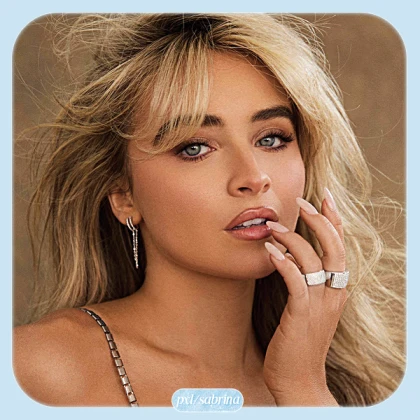 Imagem recente de sabrina