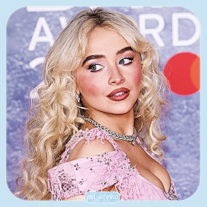 Imagem recente de sabrina