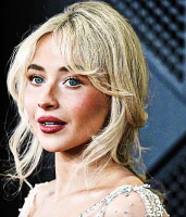 Imagem recente de sabrina