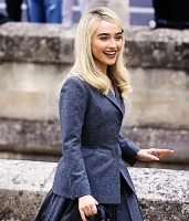 Imagem recente de sabrina