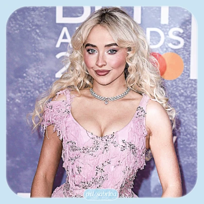 Imagem recente de sabrina