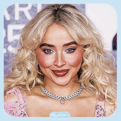 Imagem recente de sabrina