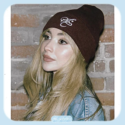 Imagem recente de sabrina