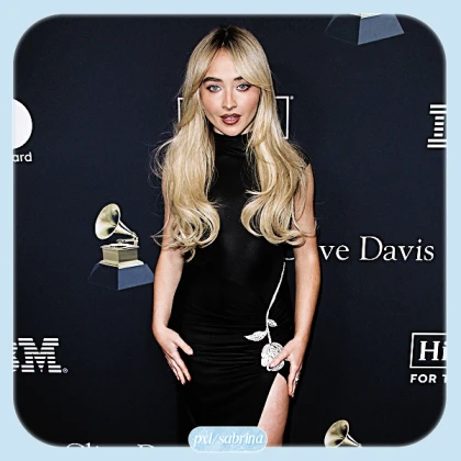 Imagem recente de sabrina