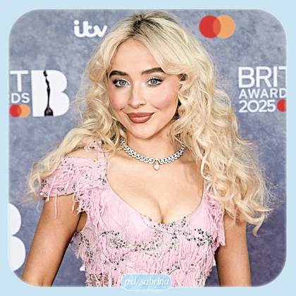 Imagem recente de sabrina