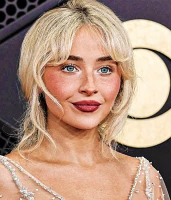 Imagem recente de sabrina