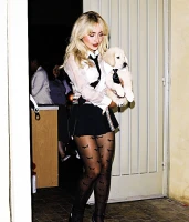 Imagem recente de sabrina