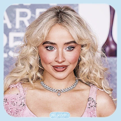 Imagem recente de sabrina