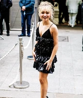 Imagem recente de sabrina