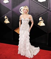 Imagem recente de sabrina