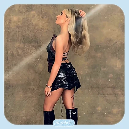 Imagem recente de sabrina