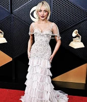 Imagem recente de sabrina