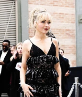 Imagem recente de sabrina