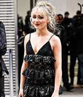 Imagem recente de sabrina