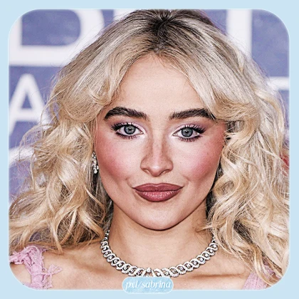 Imagem recente de sabrina