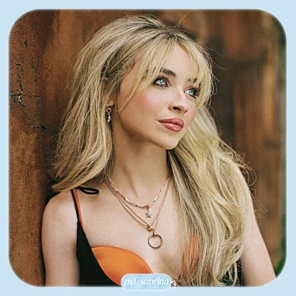 Imagem recente de sabrina