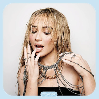 Imagem recente de sabrina