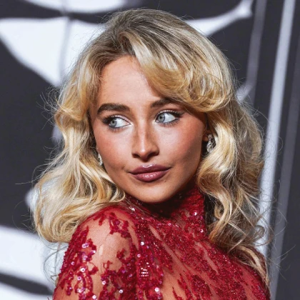 Imagem recente de sabrinaannlynn