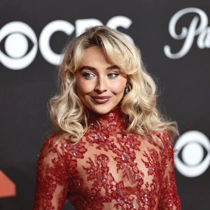 Imagem recente de sabrinaannlynn