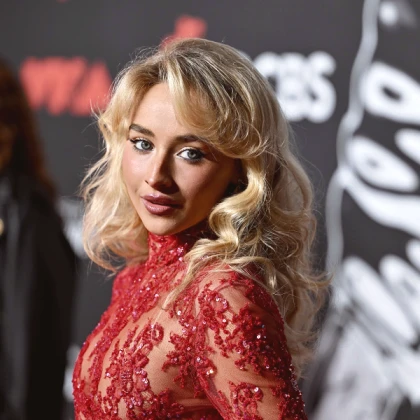 Imagem recente de sabrinaannlynn