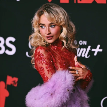 Imagem recente de sabrinaannlynn