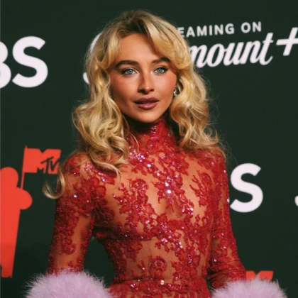 Imagem recente de sabrinaannlynn