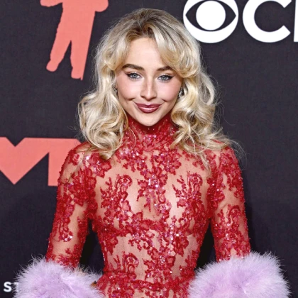 Imagem recente de sabrinaannlynn